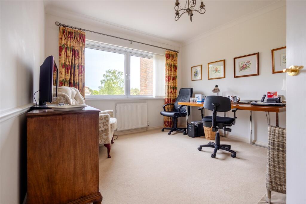 Lilliput Road, Poole, Dorset, BH14