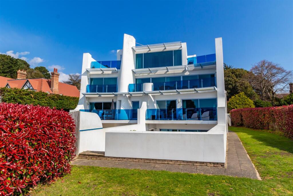 Luxury & Prestige, Canford Cliffs