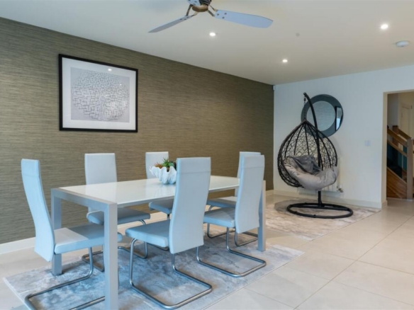 Luxury & Prestige, Canford Cliffs