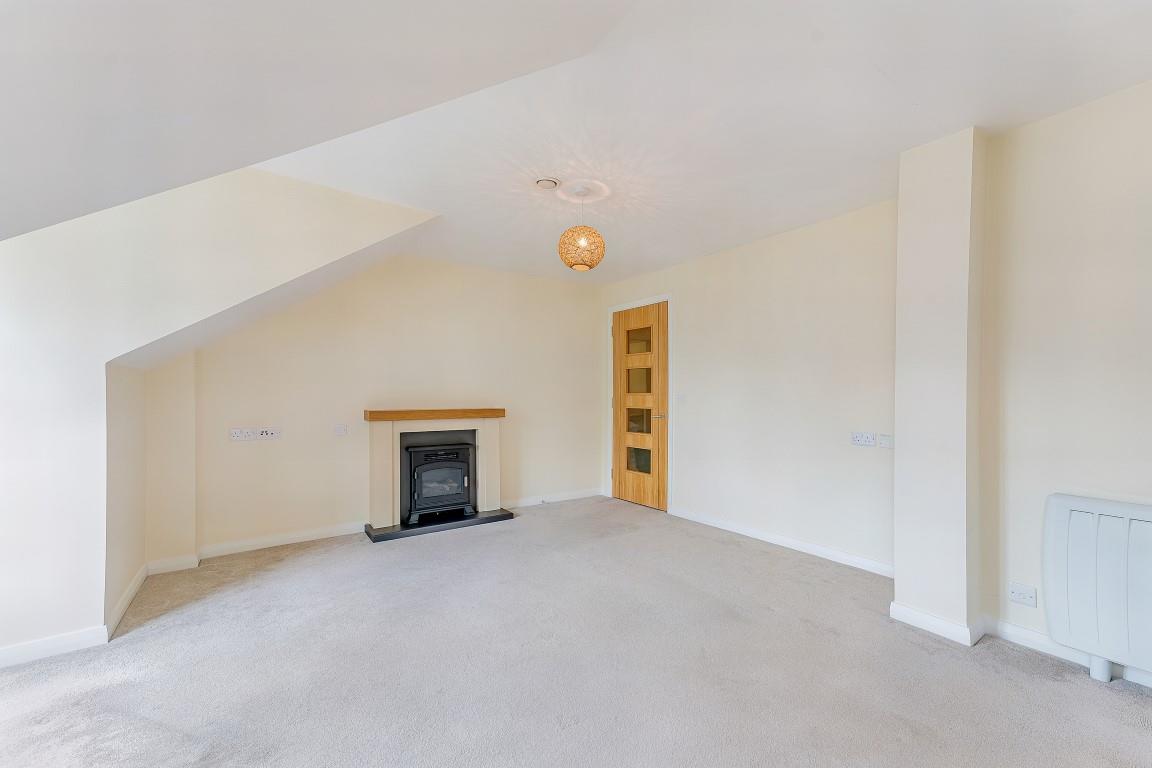 Apartment 21 Oakfield Court