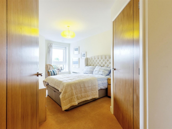 Modern Retirement living Beacon Court