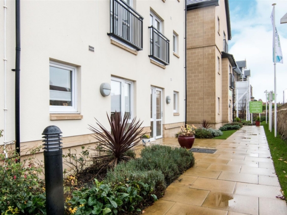Modern Retirement living Beacon Court