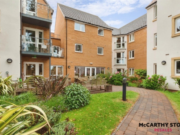 Wardington Court