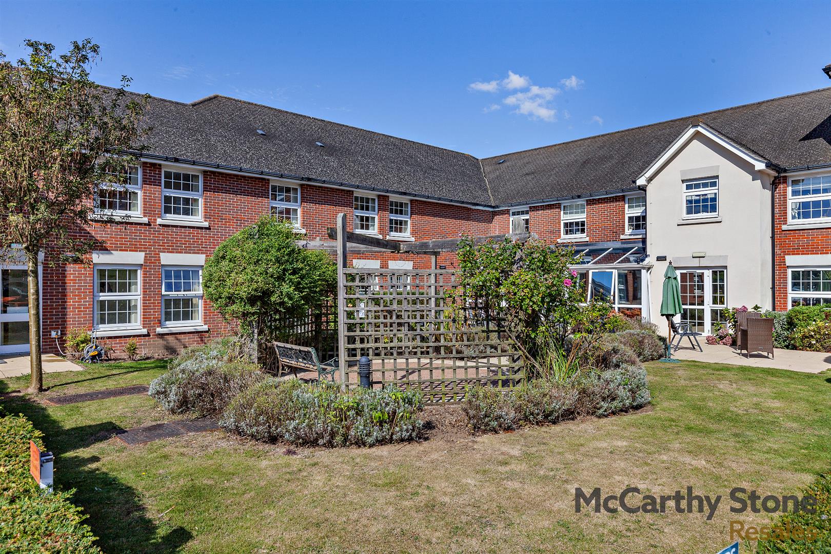 0 (17) Weighbridge Court