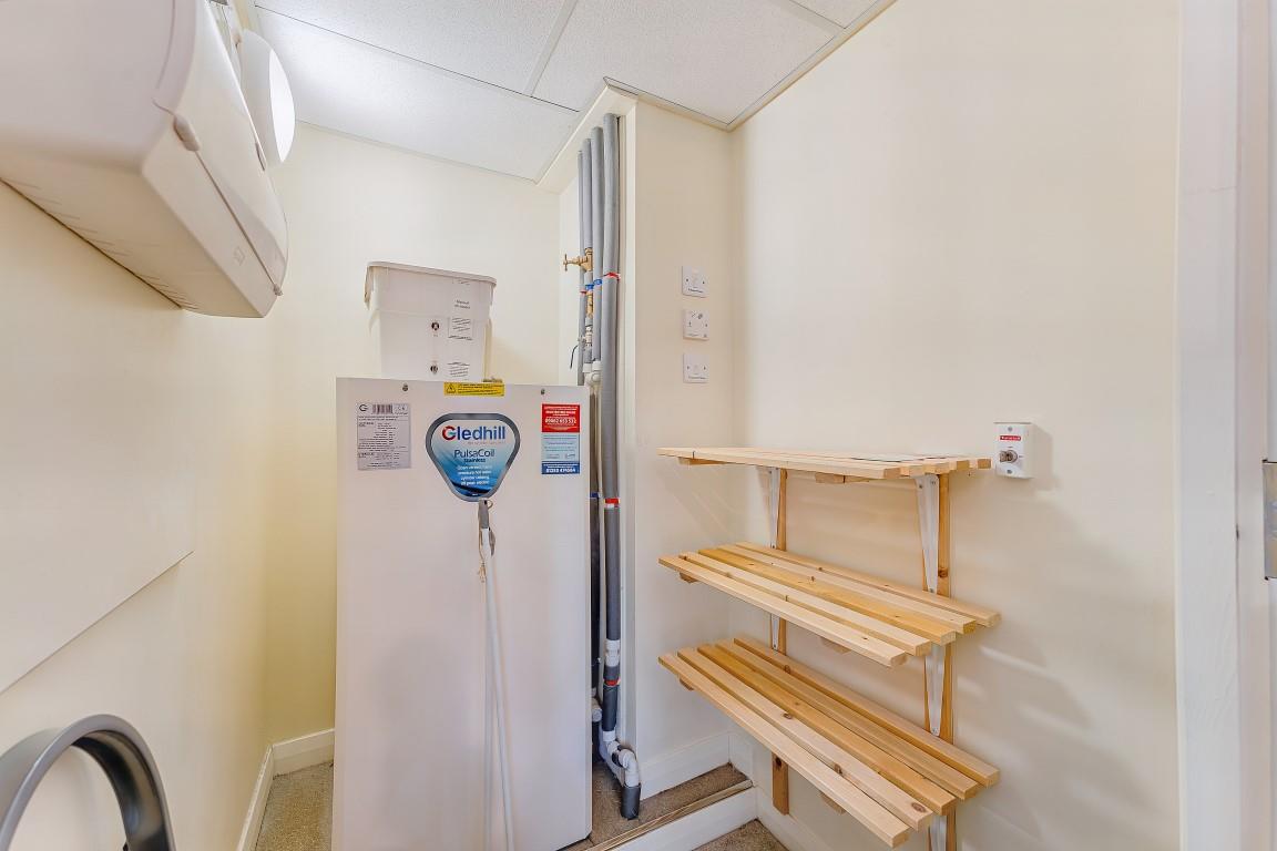Apartment 21 Oakfield Court