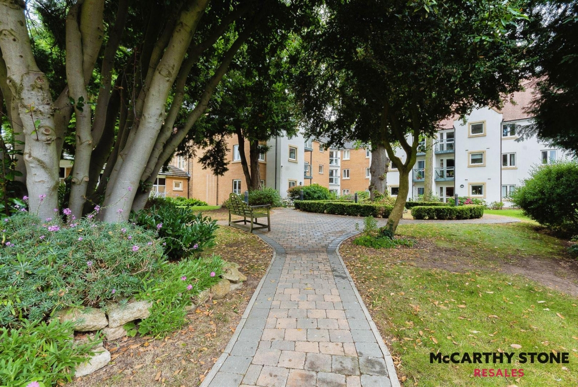 Wardington Court