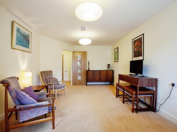 Modern Retirement living Beacon Court