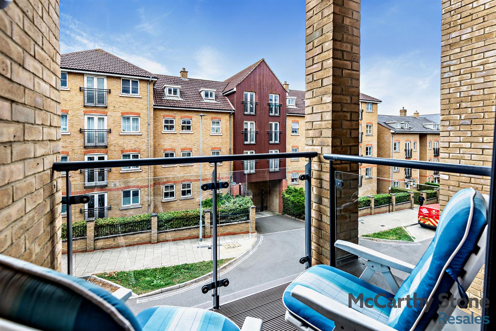 0 (22) Edward House