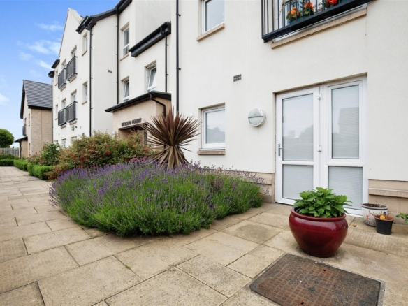 Modern Retirement living Beacon Court