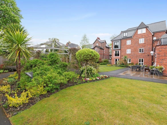 Apartment 21 Oakfield Court