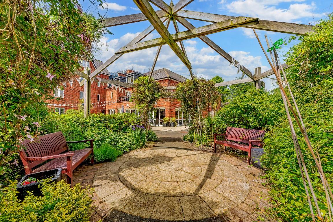 Apartment 21 Oakfield Court