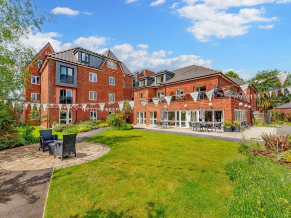Apartment 21 Oakfield Court