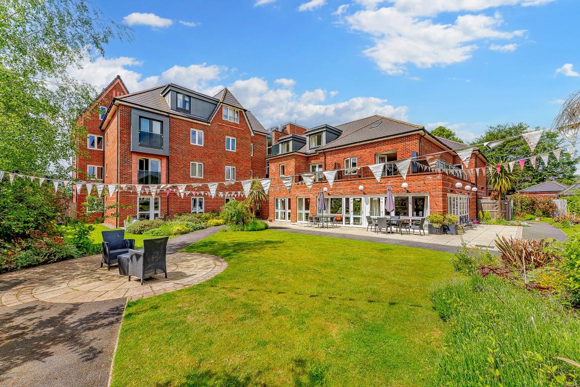 Apartment 21 Oakfield Court