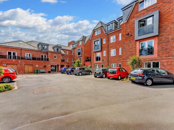 Apartment 21 Oakfield Court