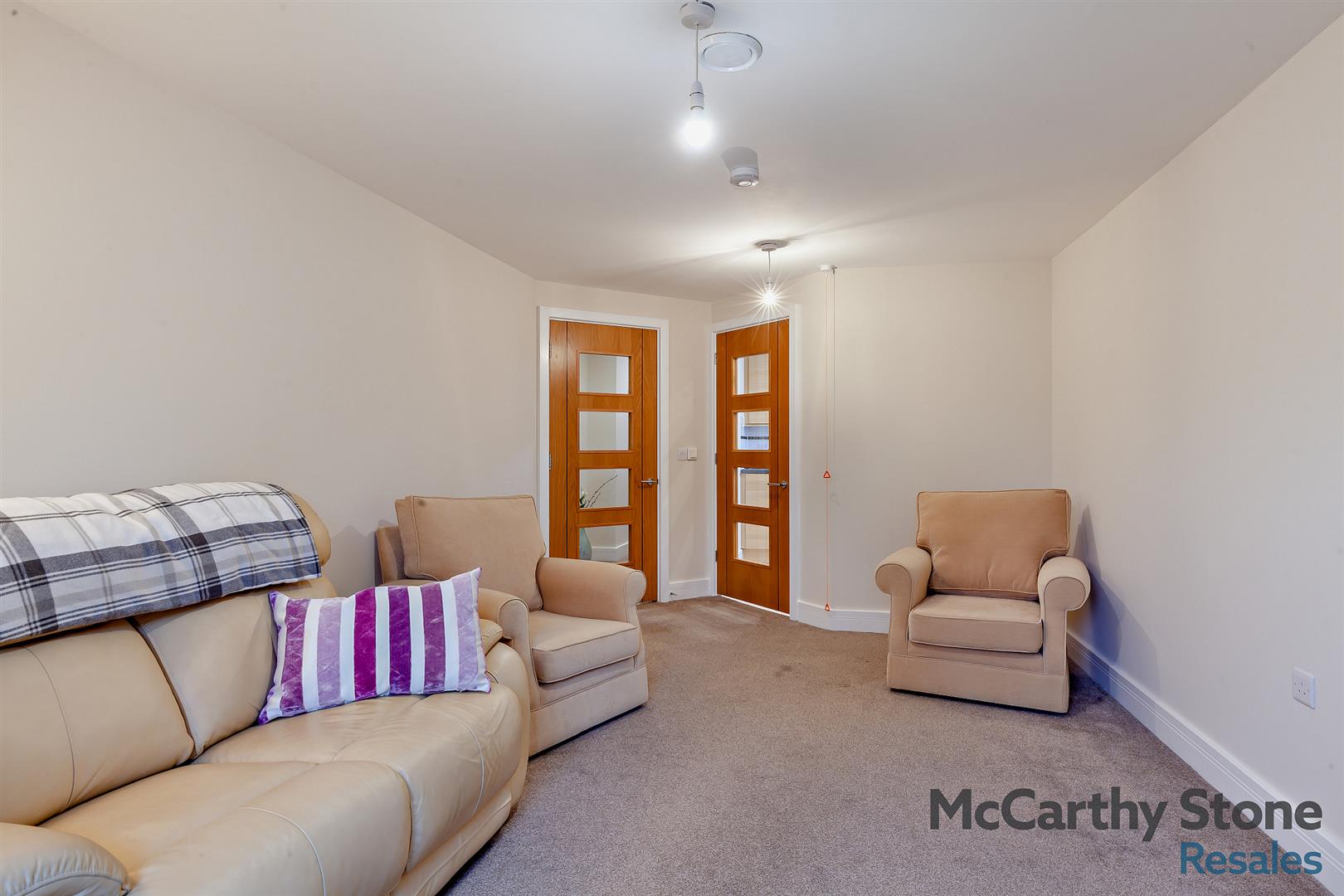 0 (3) Weighbridge Court