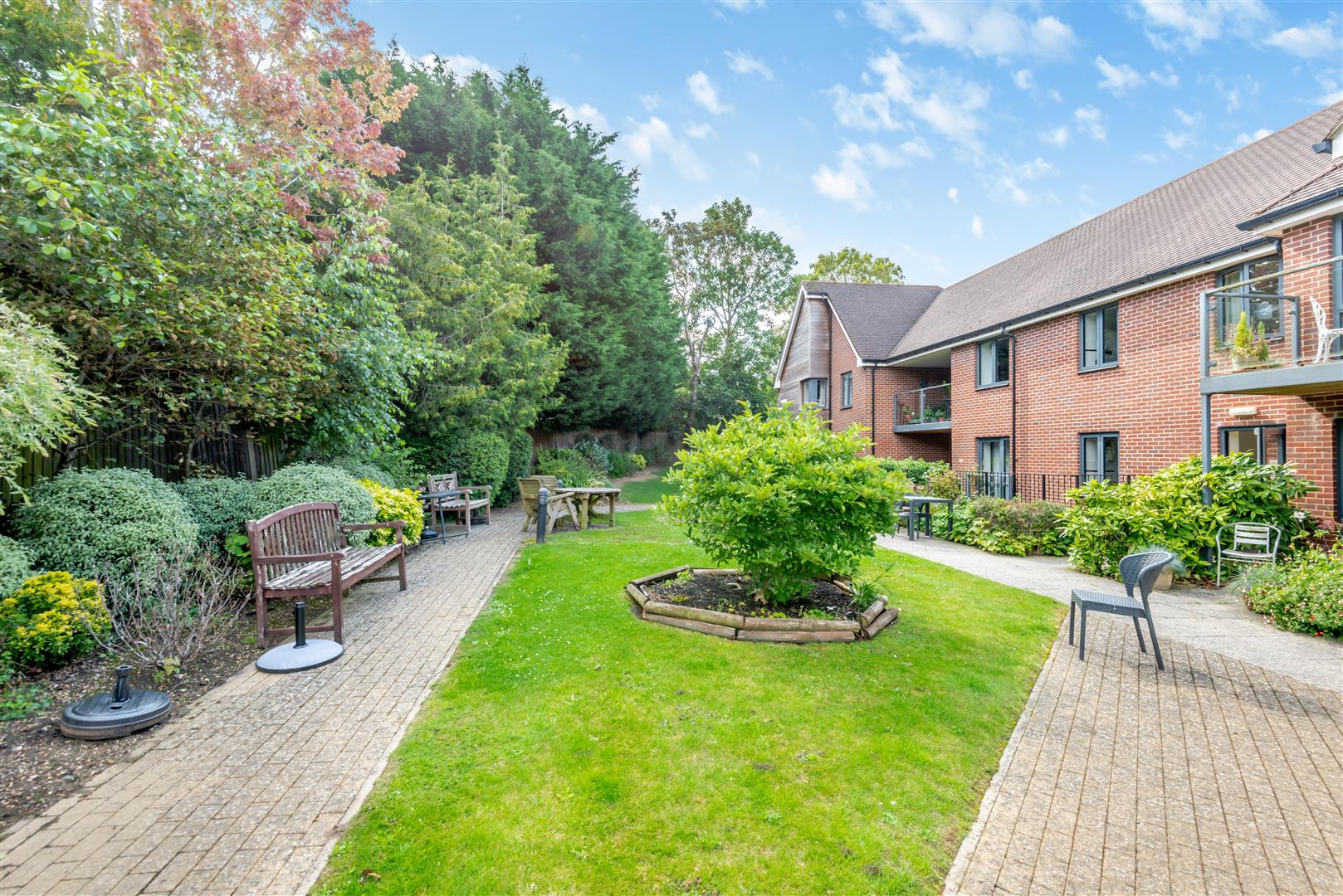 0 (3) Mandeville Court –