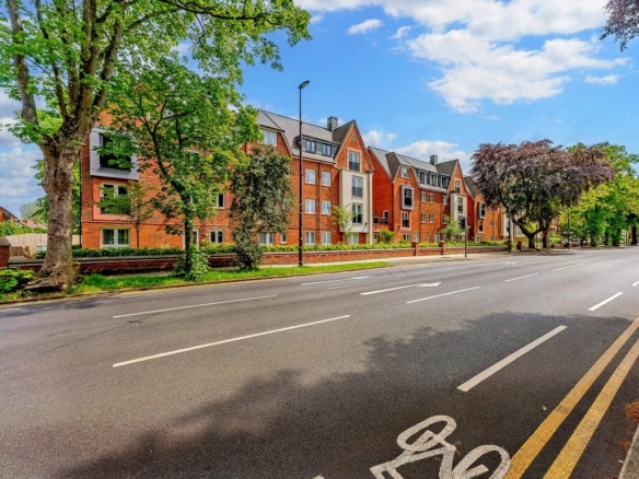 Apartment 21 Oakfield Court