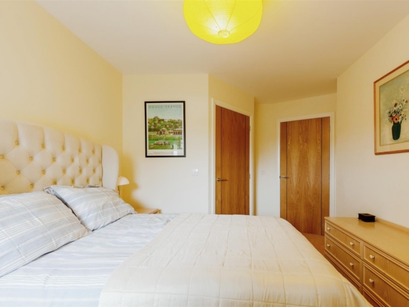 Modern Retirement living Beacon Court