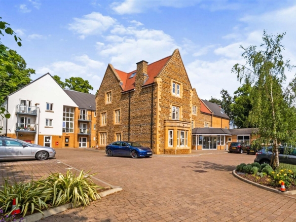 Wardington Court