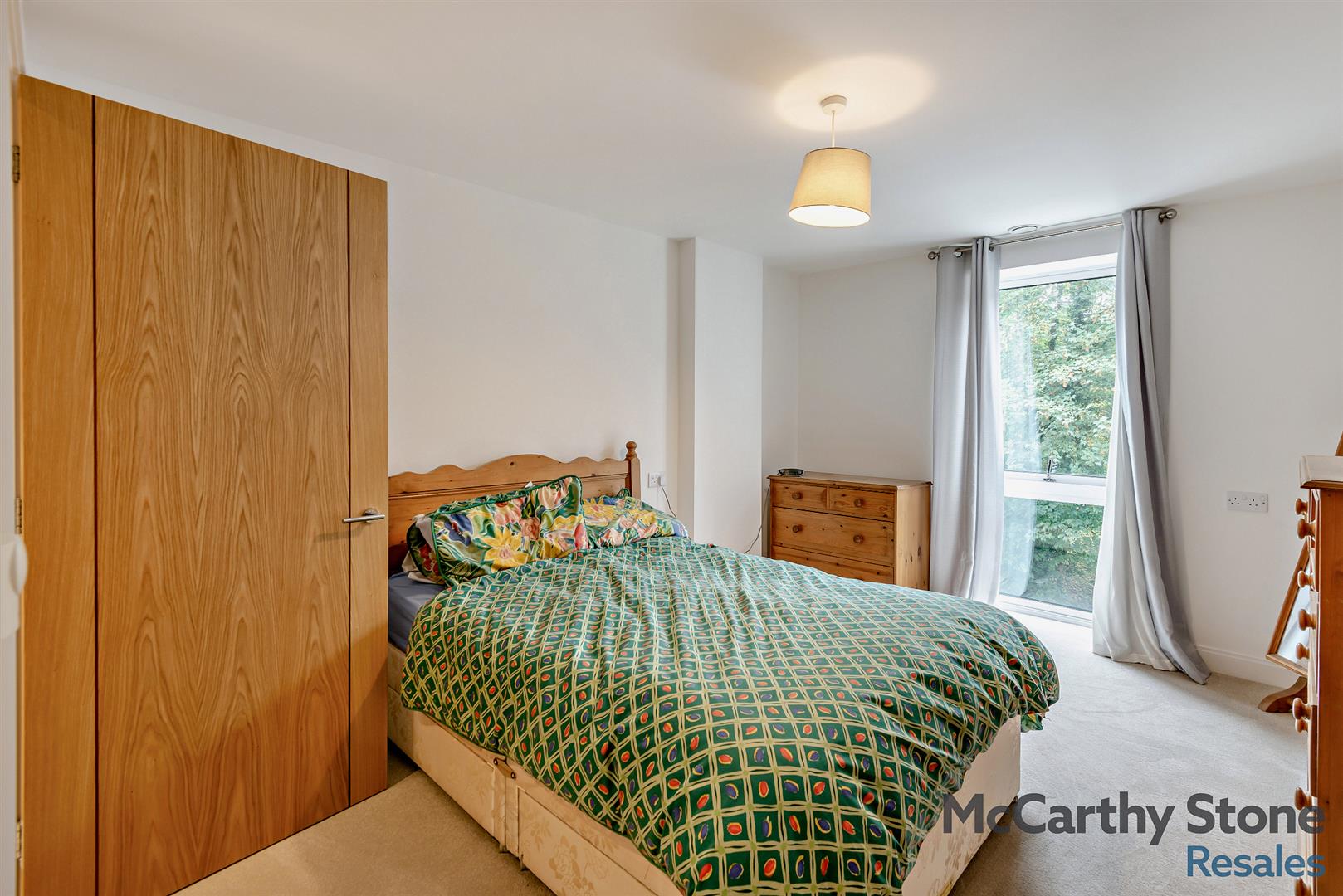 0 (6) Edward House