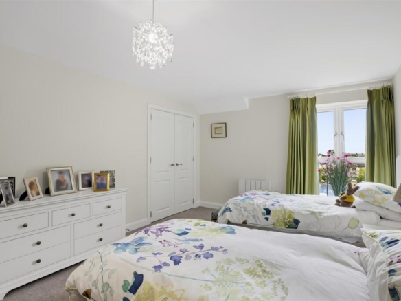 Apartment 2- Bradford Road, Menston