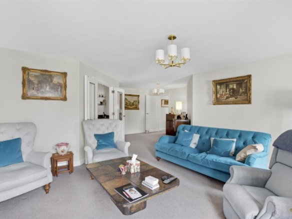 Apartment 2- Bradford Road, Menston