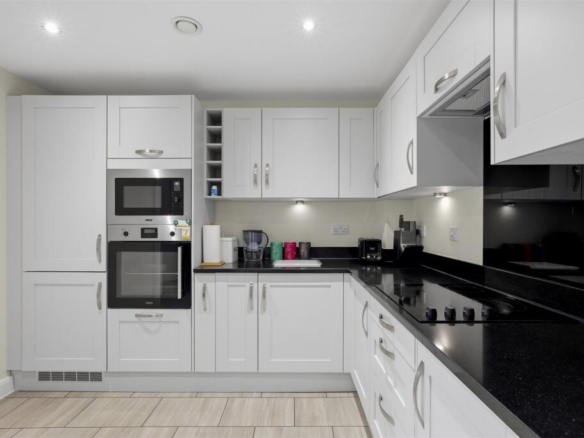 Apartment 2- Bradford Road, Menston