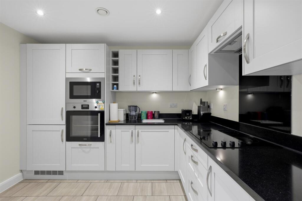 Apartment 2- Bradford Road, Menston