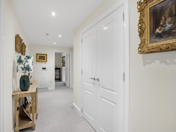 Apartment 2- Bradford Road, Menston