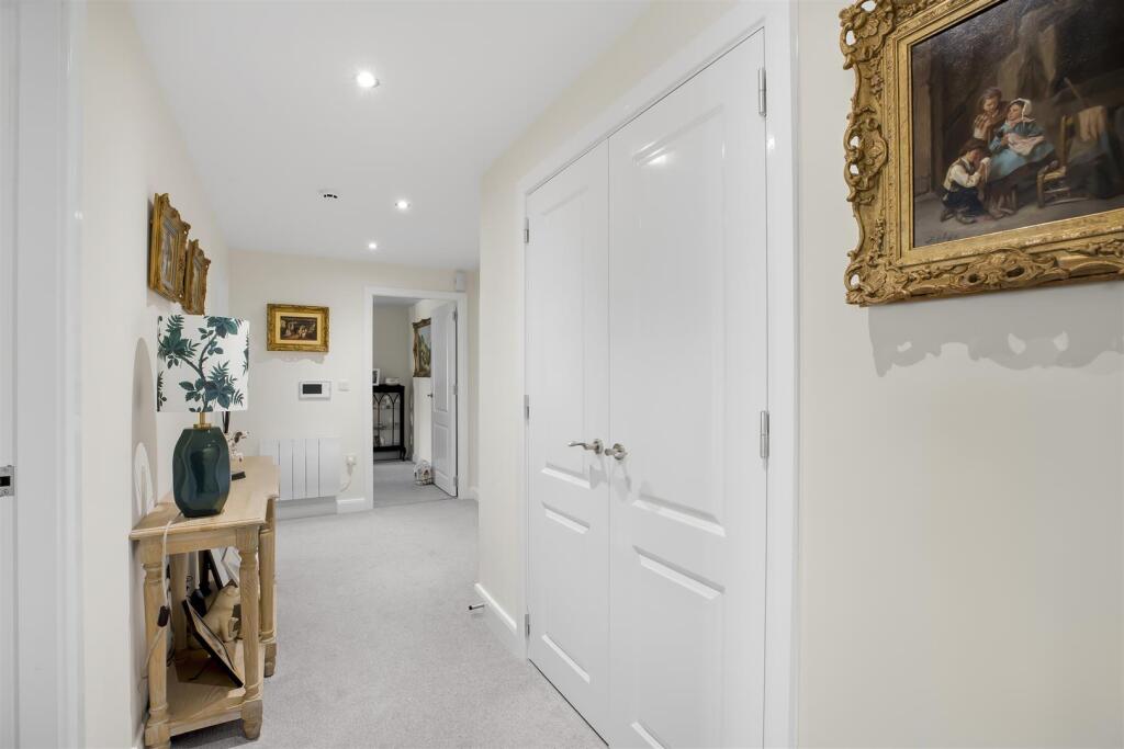 Apartment 2- Bradford Road, Menston
