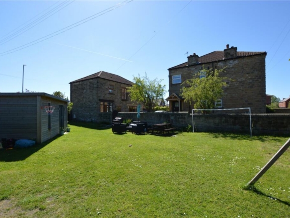 Manning Stainton, Rothwell