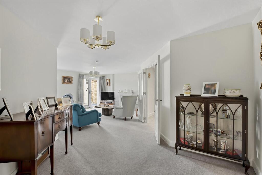 Apartment 2- Bradford Road, Menston