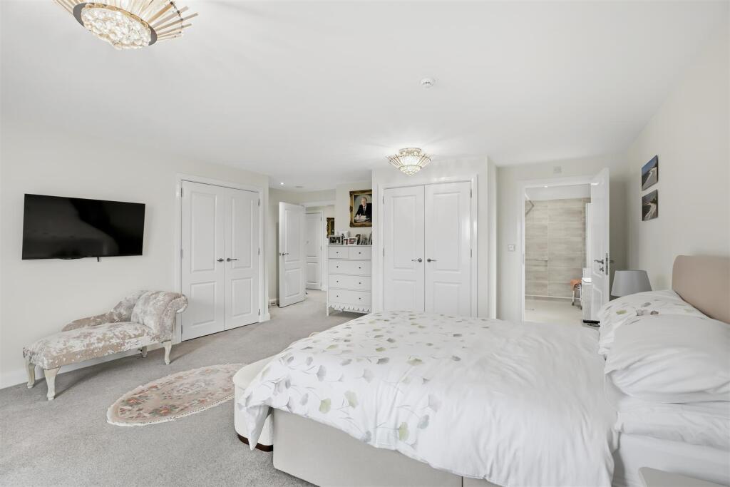 Apartment 2- Bradford Road, Menston