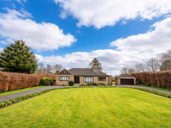 Monson Avenue, Calverley