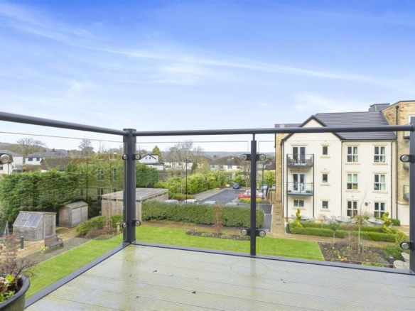 Apartment 2- Bradford Road, Menston